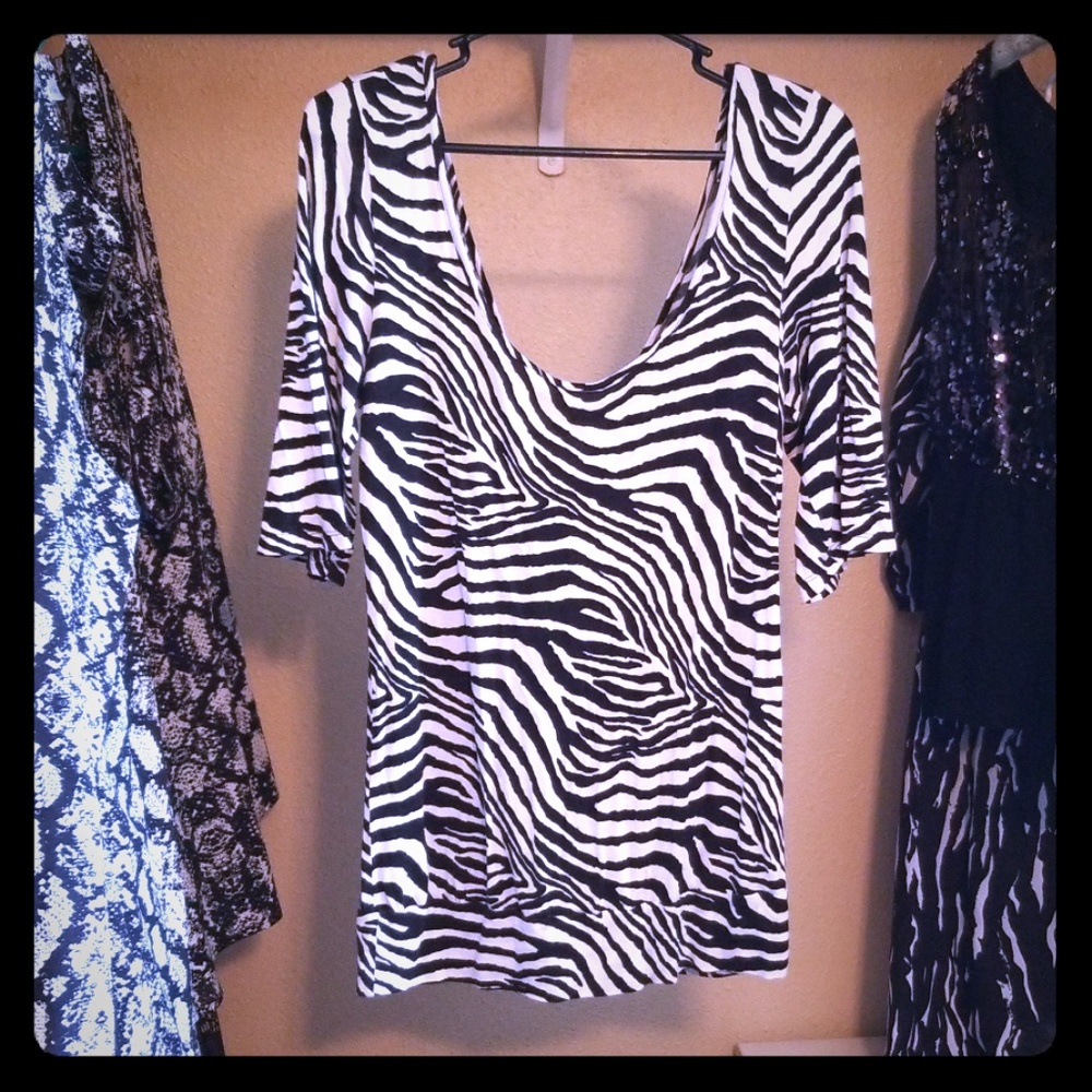 Zebra top with back cut out